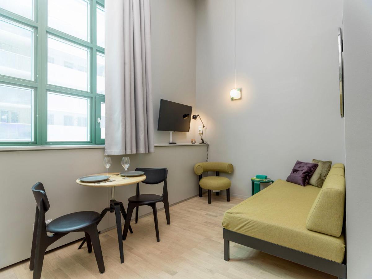 Unity Hammarby Sjoestad - A Studio Hotel ストックホルム エクステリア 写真